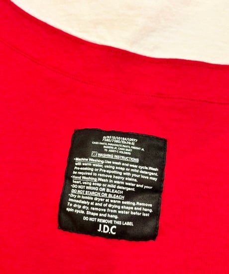 JUDDY CORN ｜モダンネックオンTシャツ