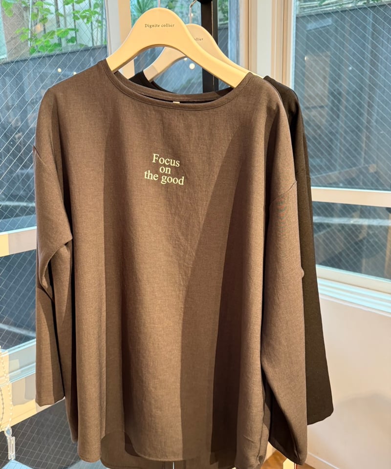 Dignite Collier｜ロゴブラウス 80256044 | TO