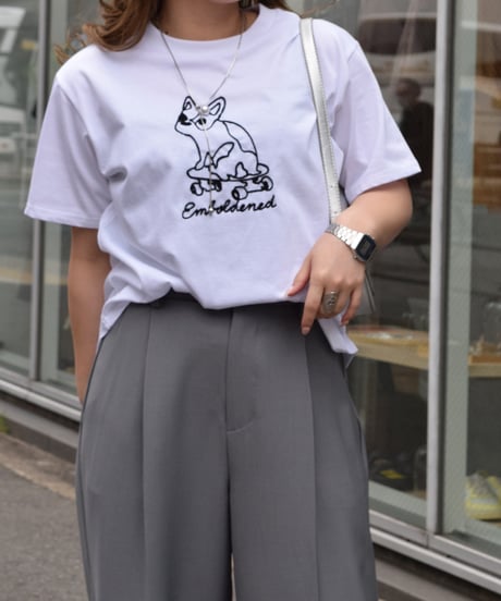 ROSIEE｜フレンチブルドッグコード刺繍Tシャツ