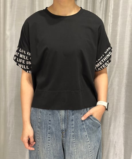 ayane｜ツイストスリーブTシャツ