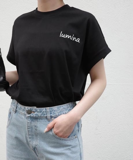 vaneum │  刺繍プリントカットソー