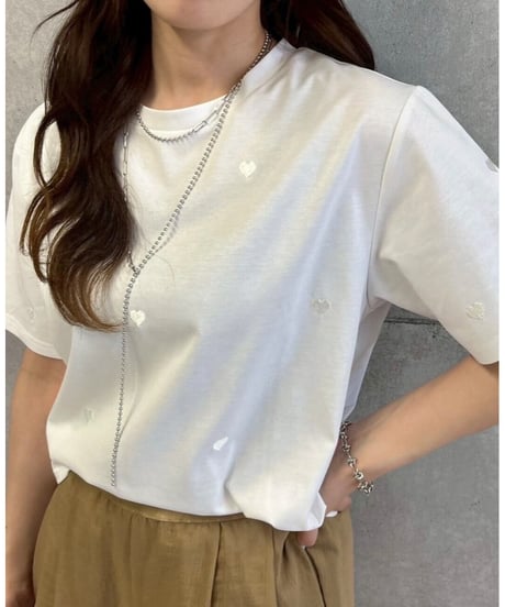 ROSIEE┃ハート刺繍Ｔシャツ
