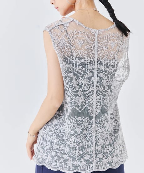 TORAZZO DONNA │ 立体コード刺繍レース ベスト
