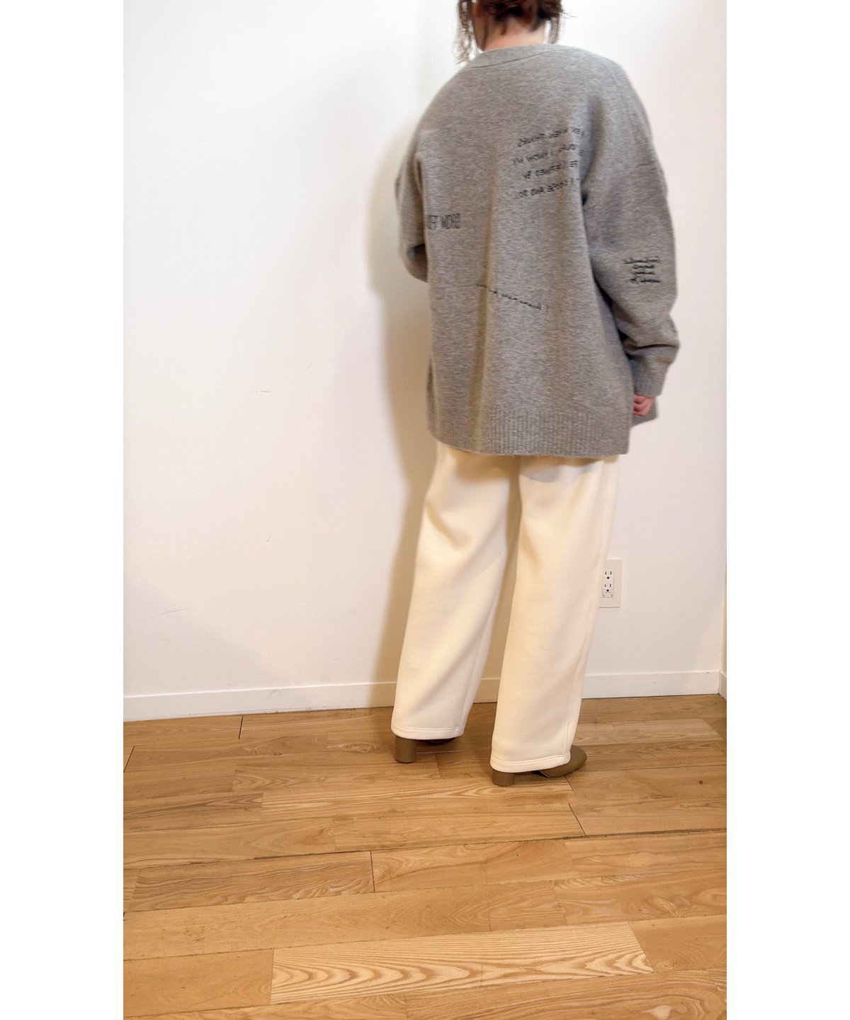 Dignite Collier】刺繍ニットカーディガン 80256571 | TO