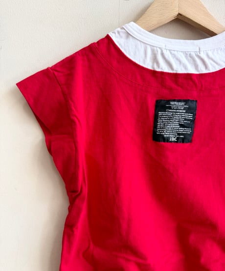 JUDDY CORN┃モダンネックオンVネックTシャツ