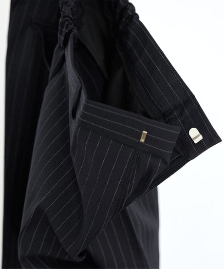 《BOYSHE Stripe Suit》シングルブレスト＆スリムスラックス【セットアップ】ストライプ ブラック