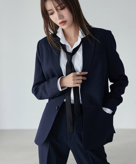 《BOYSHE Stripe Suit》シングルブレスト＆スリムスラックス【セットアップ】ストライプ ネイビー
