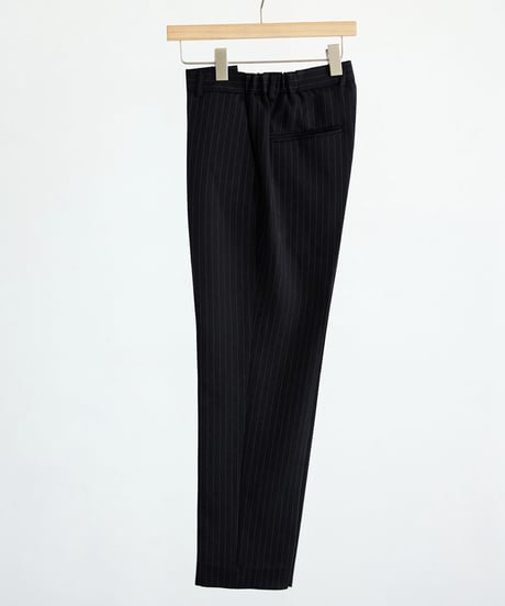《BOYSHE Stripe Suit》シングルブレスト＆スリムスラックス【セットアップ】ストライプ ブラック