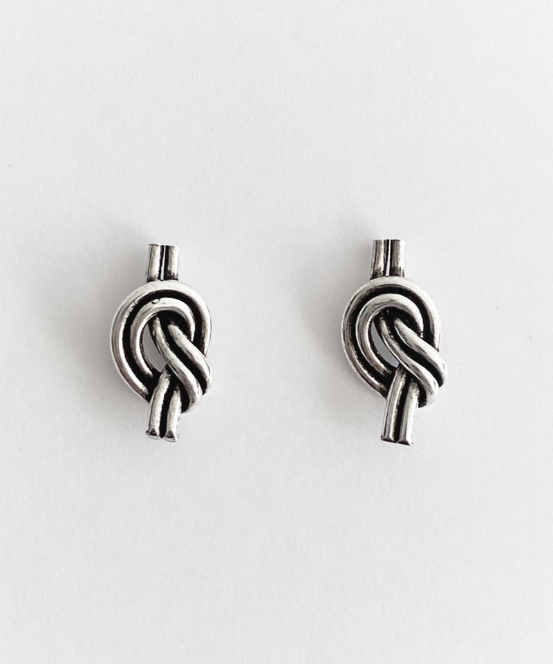 ネジネジ Silver925製 ピアス【2種】 | BOYSHE ネジネジ Silver925製 ピアス【2種】 | BOYSHE
