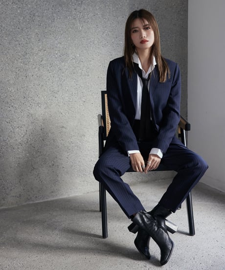 《BOYSHE Stripe Suit》シングルブレスト＆スリムスラックス【セットアップ】ストライプ ネイビー
