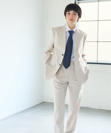 《BOYSHE Cool Summer Suit》シングルブレスト＆スリムスラックス【セットアップ】アイボリー