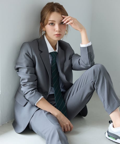 《BOYSHE Basic Suit》シングルブレスト＆スリムスラックス【セットアップ】グレー