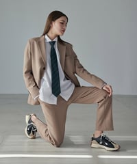 《BOYSHE Basic Suit》シングルブレスト＆スリムスラックス【セットアップ】ベージュ