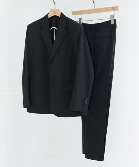 《BOYSHE Cool Summer Suit》シングルブレスト＆スリムスラックス【セットアップ】ブラック
