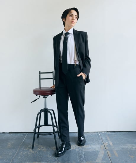 《BOYSHE Basic Suit》シングルブレスト＆スリムスラックス【セットアップ】ブラック
