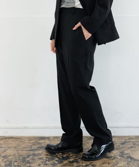 《BOYSHE Cool Summer Suit》シングルブレスト＆スリムスラックス【セットアップ】ブラック