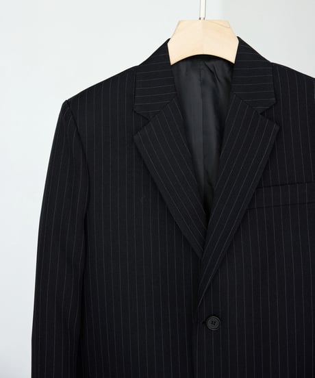 《BOYSHE Stripe Suit》シングルブレスト＆スリムスラックス【セットアップ】ストライプ ブラック