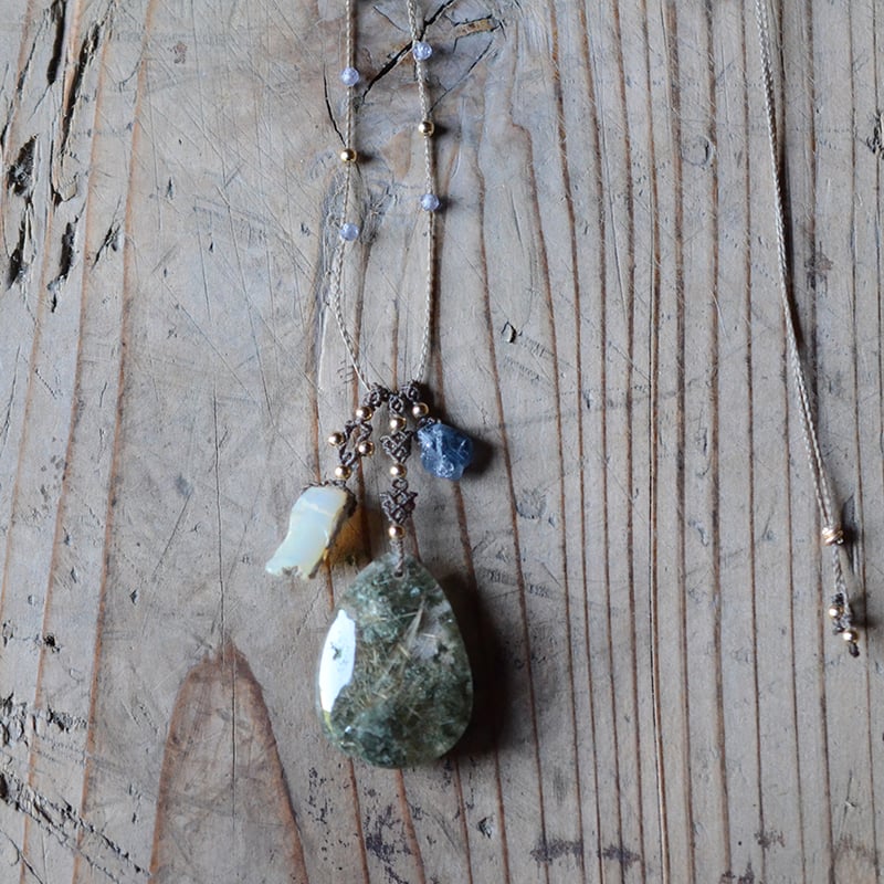 【専用】ティアドロップピアス　小滝産翡翠　翠と白のグラデーション 専用】ティアドロップピアス 小滝産翡翠 翠と白のグラデーション