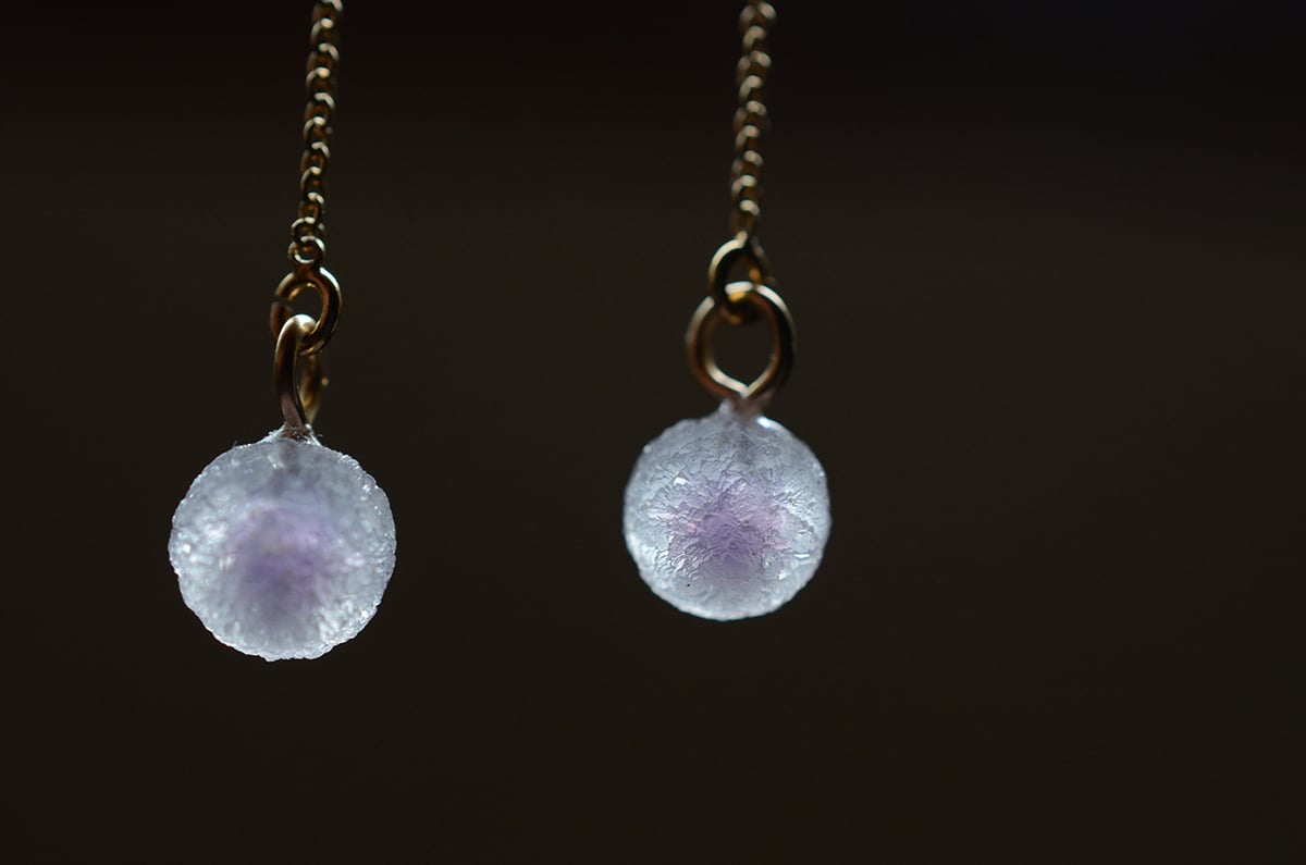 Grape agate/葡萄状瑪瑙 鉱物チェーンピアス | あいのて