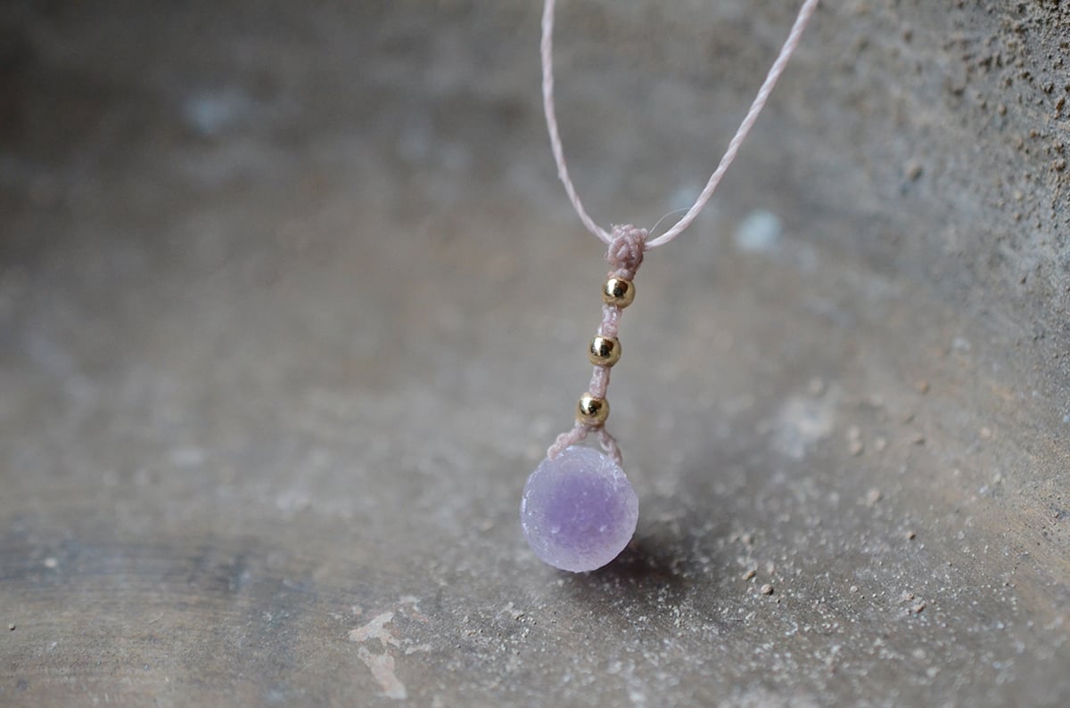 Grape agate/葡萄状瑪瑙/鉱物ネックレス | あいのて