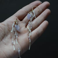 Grape agate/葡萄状瑪瑙　自然染めシルクの耳飾り
