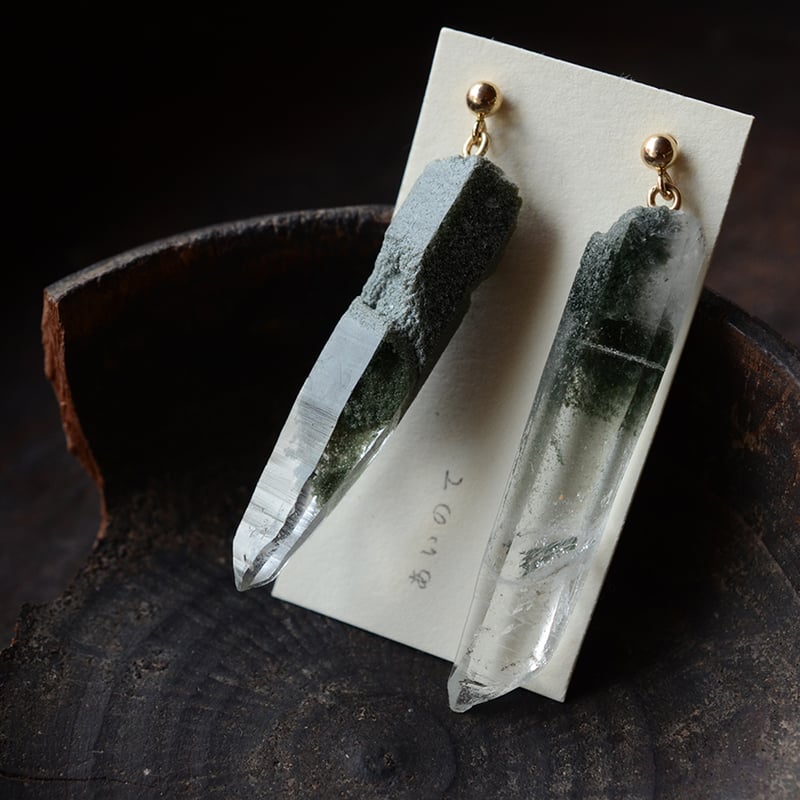 Ganesh Himal Crystal/ガネーシュヒマール 耳飾り | あいのて