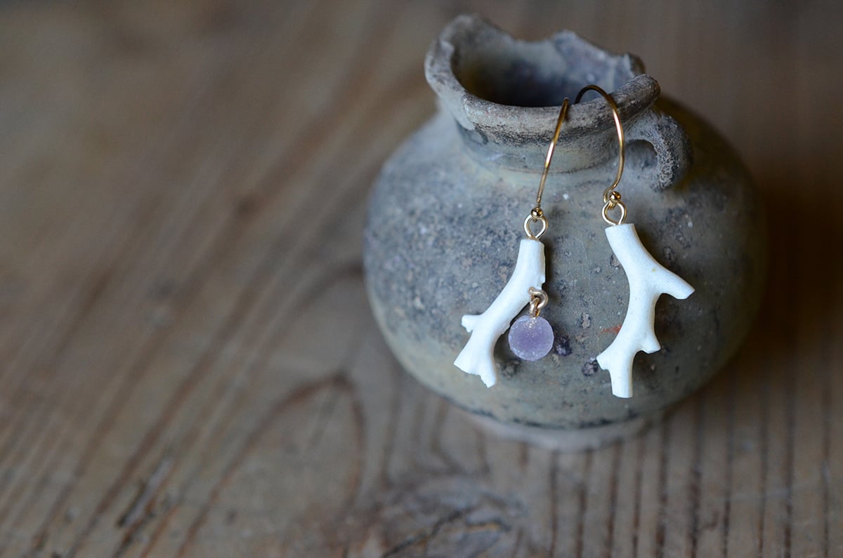 マルモ 希少！14kgfグレープアゲートピアス Grape agate/葡萄状瑪瑙 珊瑚と鉱物ピアス | あいのて