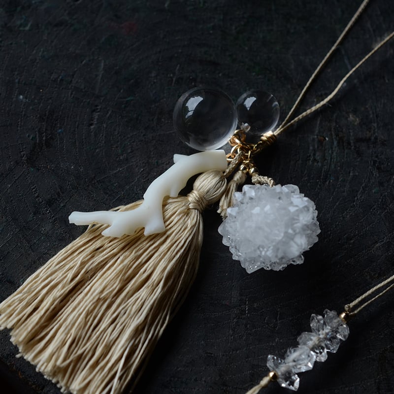 Crystal/金平糖水晶 自然染めシルク首飾り | あいのて