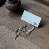 Fluorite/蛍石　自然染めシルクの耳飾り