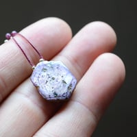 Corundum/鋼玉　『一粒の鉱物』首飾り  ２