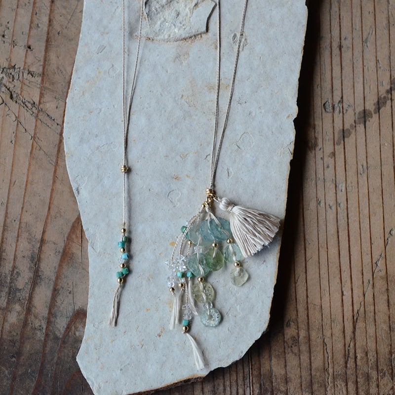 Roman Glass/古代ローマガラス 自然染めシルク首飾り | あいのて