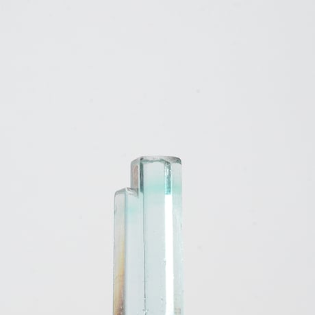 Emerald Banded Beryl/緑柱石　自然染めシルク首飾り