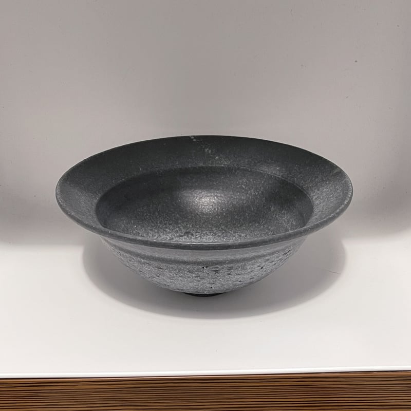 黒いリムボウル | Cobin 8 Pottery Studio