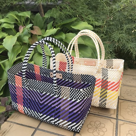 りりな　かごバッグ 編み込みハンドル付きかごバッグ ミノディエールバッグ 全2色