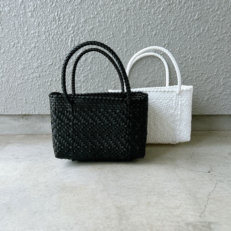 Diminutivo PLASTIC トート Diminutivo】PLASTIC BAG TSUKIJI ブラックトートバッグ - メルカリ