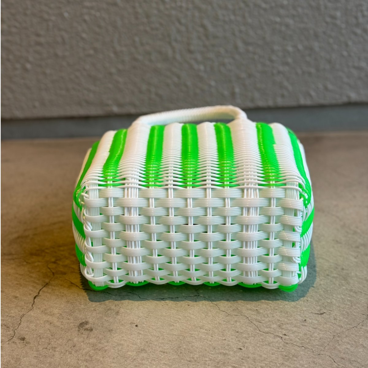 プラスチック】 チューブ ミニ ホワイトxネオングリーン