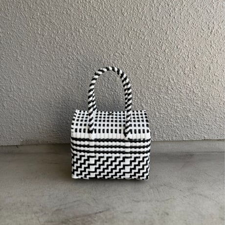 CATEGORY 正方形 | Diminutivo