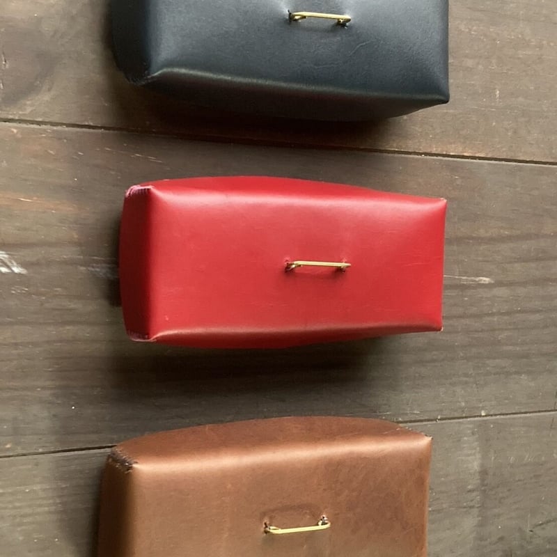 中国七宝焼 真鍮箱 蓋付き 骨董 未使用 縦59mm高さ62mm厚み22mm □SOLD OUT□ 蓋付き長方形 革の小箱【赤 RED】革×真鍮 | Non