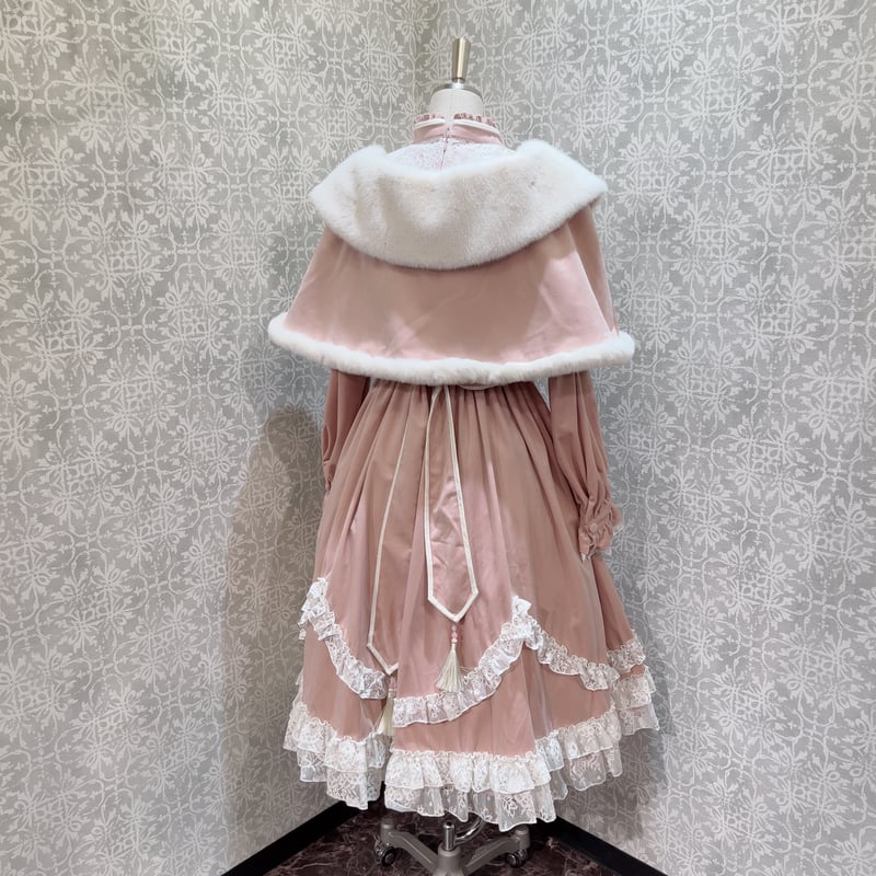 カネコイサオ　綿ローンワンピース　全円ケープ付き カネコイサオ 綿ローンワンピース 全円ケープ付き カネコイサオ 綿