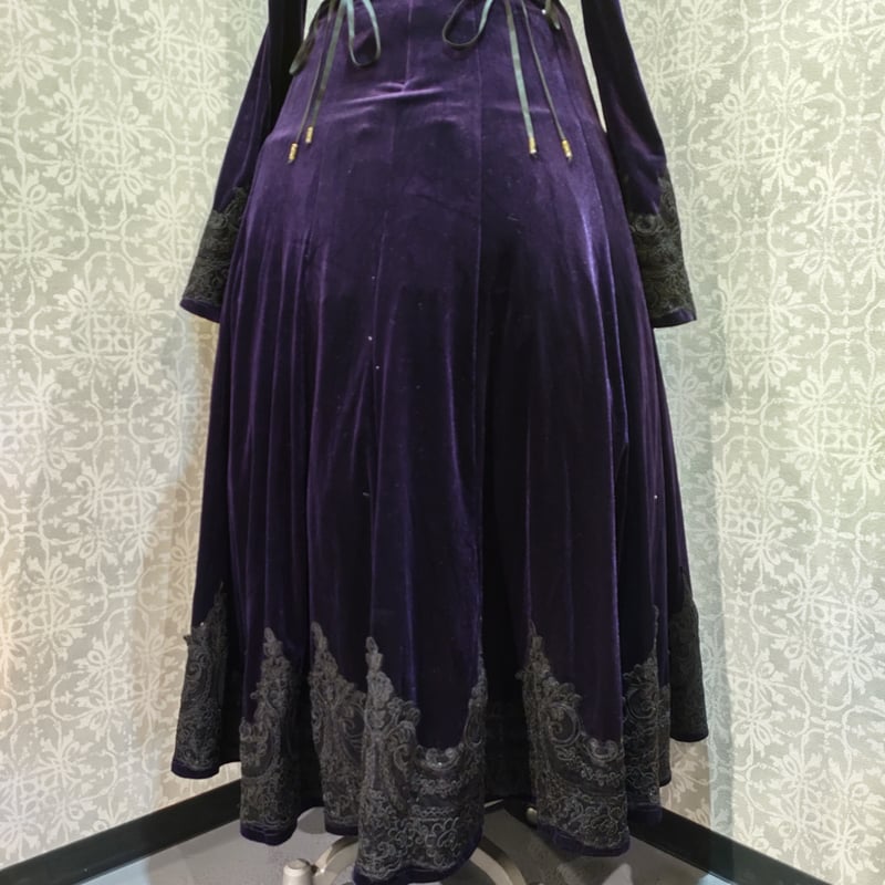 星箱Works】 レディ・ナイトメア ワンピース/P25101477【お取り寄せ