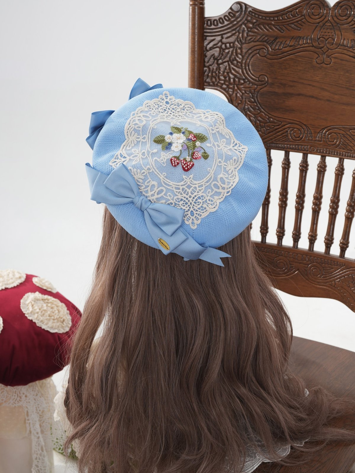 星箱Works】ストロベリー・リボンブーケ いちご刺繍ベレー【お取り寄せ