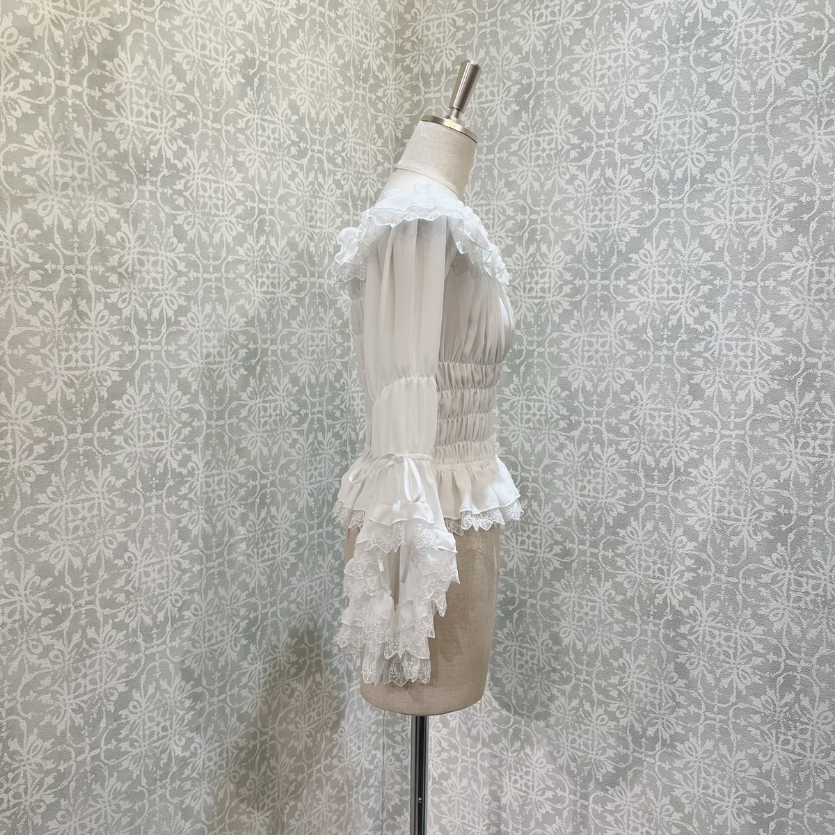 ATELIER-PIERROT】Blossom Breeze Blouse/VBL-03 |