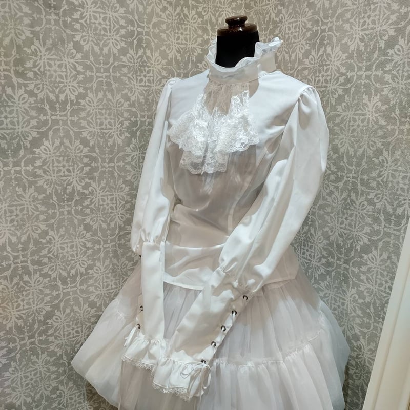 MIHO MATSUDA ミホマツダ ブラウス ブルゲオ ホワイト