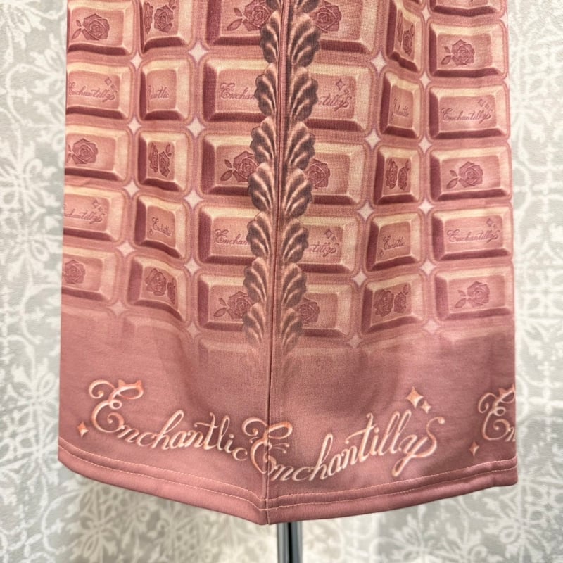 アンシャンテリックアンシャンテリー　お城柄ワンピース　ピンク Enchantlic Enchantilly】アンシャンテリーチョコレート ワンピース |