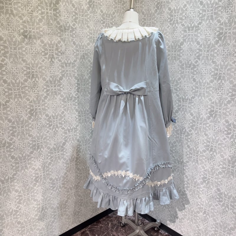 pium ベロアリボンドールワンピース ベロアリボンドールワンピース – pium