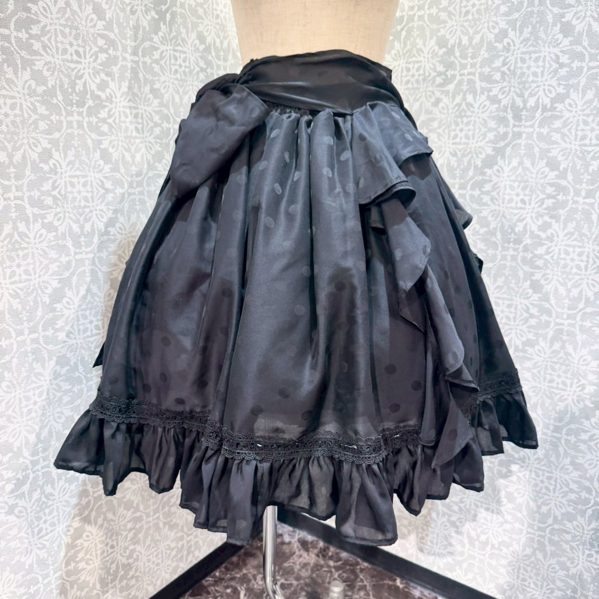 【最終値下げ】Triple*fortune 骸骨少女スカート Triple* fortune 》骸骨少女スカート（黒×青） | TyCHEMaria &