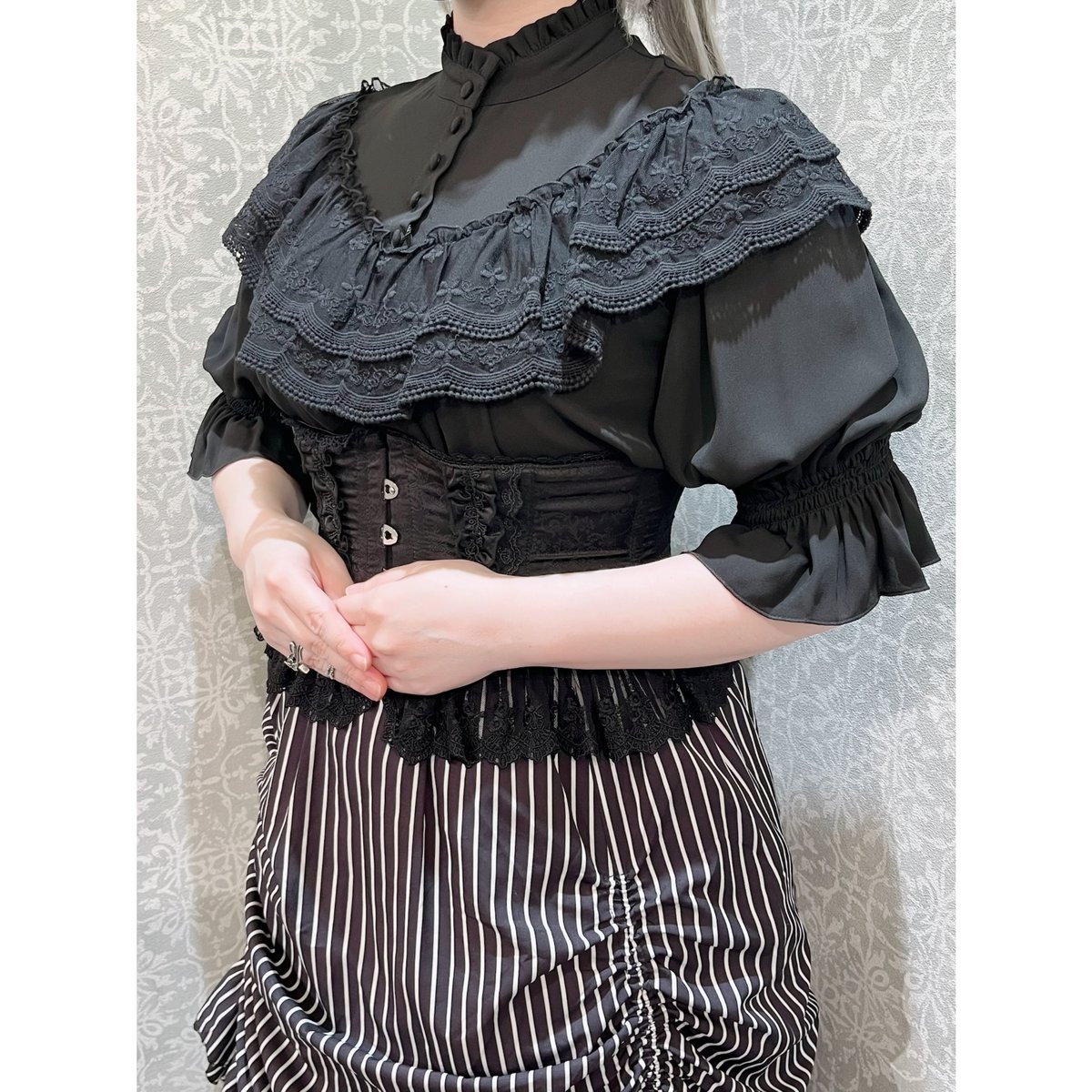 Sheglit Edelweiss シフォンブラウス Black フリル レース Sheglit】