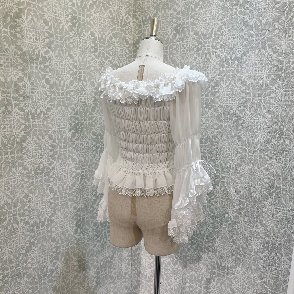 ATELIER-PIERROT】Blossom Breeze Blouse/VBL-03 |