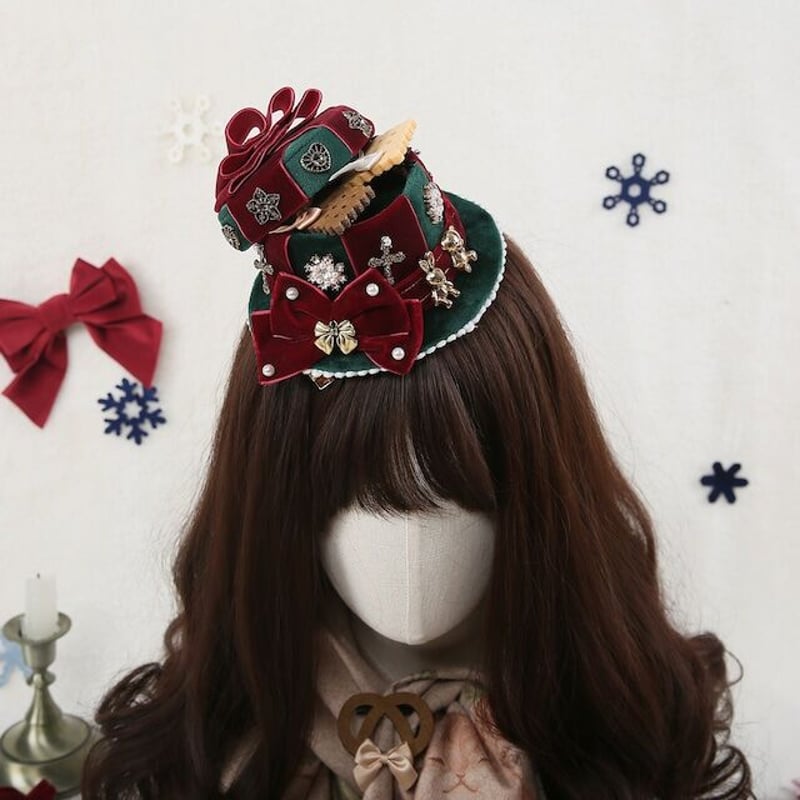 K*1様 星箱works カクテルハット　キャノティエ　花と蝶の刺繍付き帽子 K*1様 星箱works カクテルハット キャノティエ 花と蝶の刺繍付き