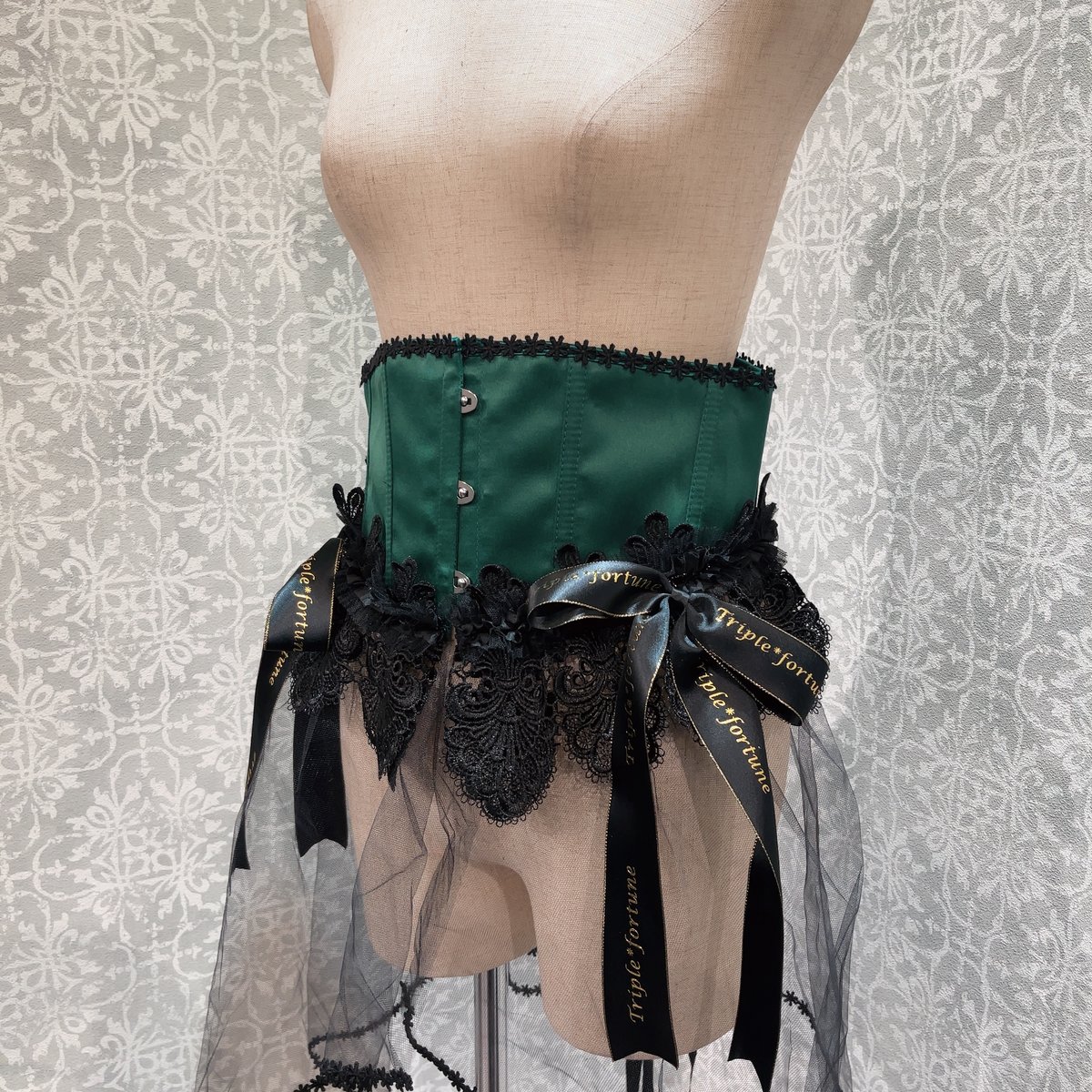 コルセット　黒/緑 Triple*fortune】トレーンコルセット(緑/L) | KIST ONLINE STORE